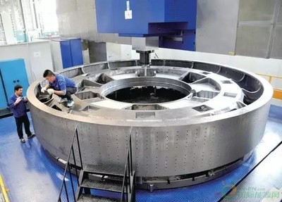 大連重工成功研制全球最大風電轉子核心部件